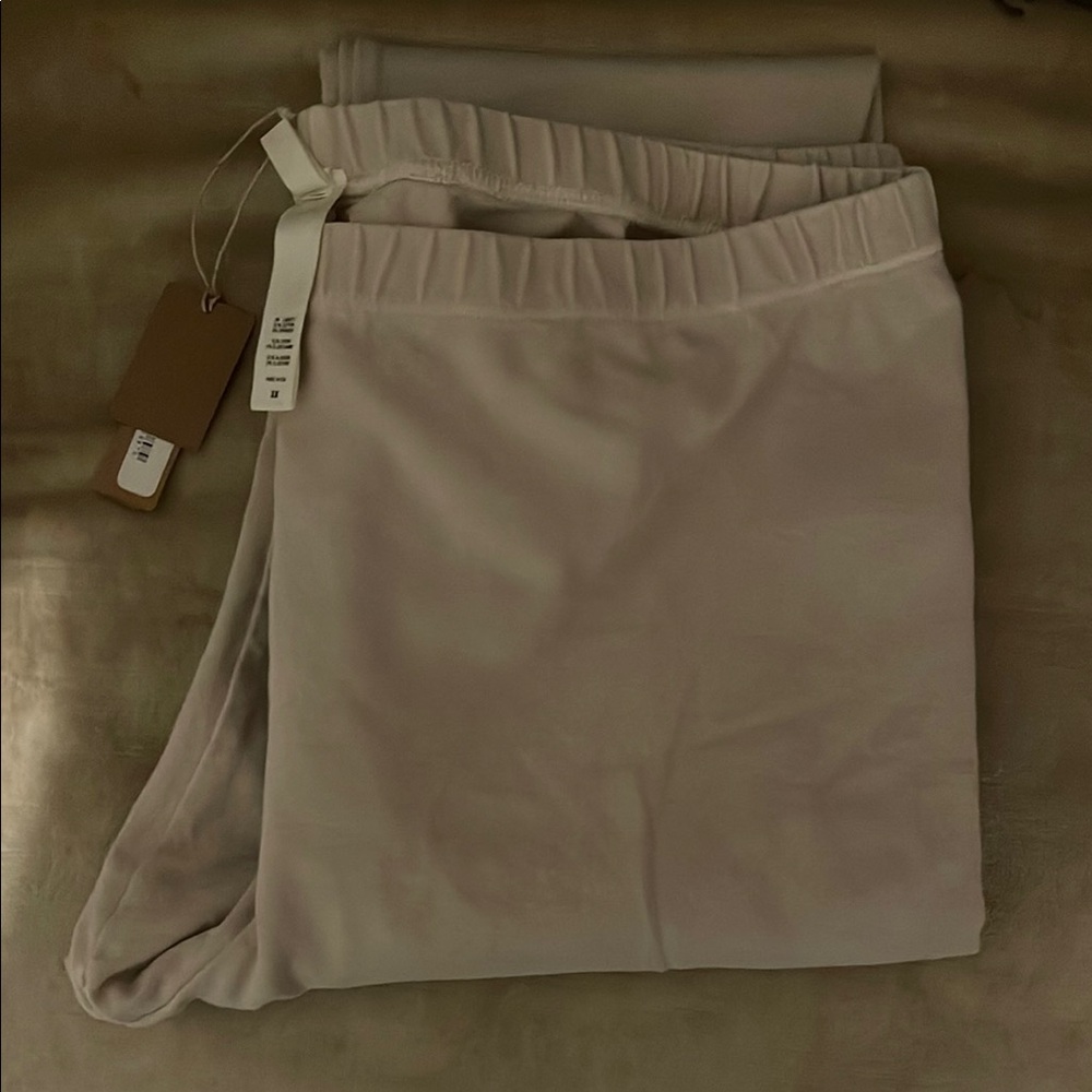 Skims Beige Leggings